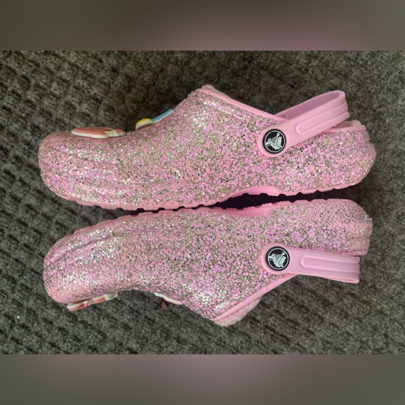 Crocs Fur Lined Girls J6 Slip On Comfort Warm Fuzzy Cozy Pink Cottagecore - Picture 5 of 13